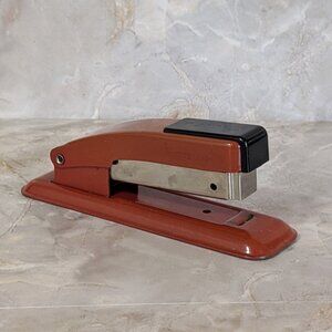 Swingline 747 Stapler with staples Metal Red Steel Black Logo 5.5 inches long
